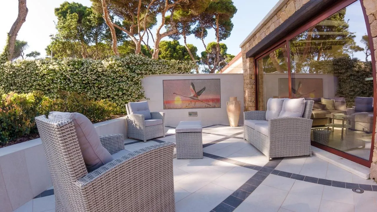 Villa Fenicottero Porto Pino 0*,  Italia